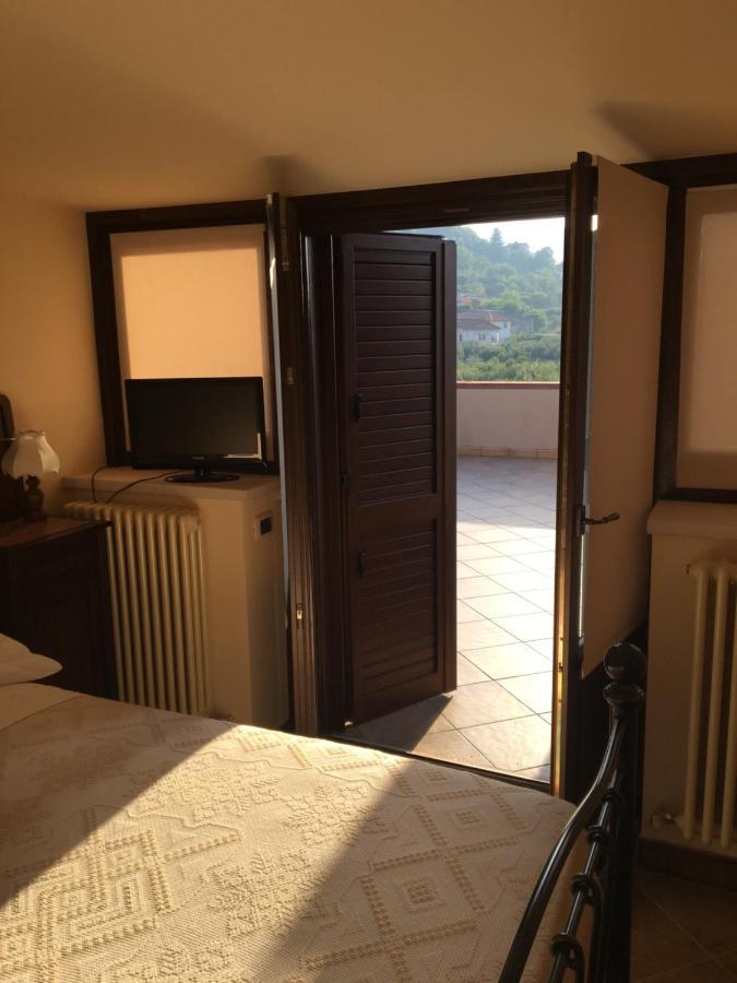 La Ginestra Hotel Castel San Lorenzo Eksteriør billede