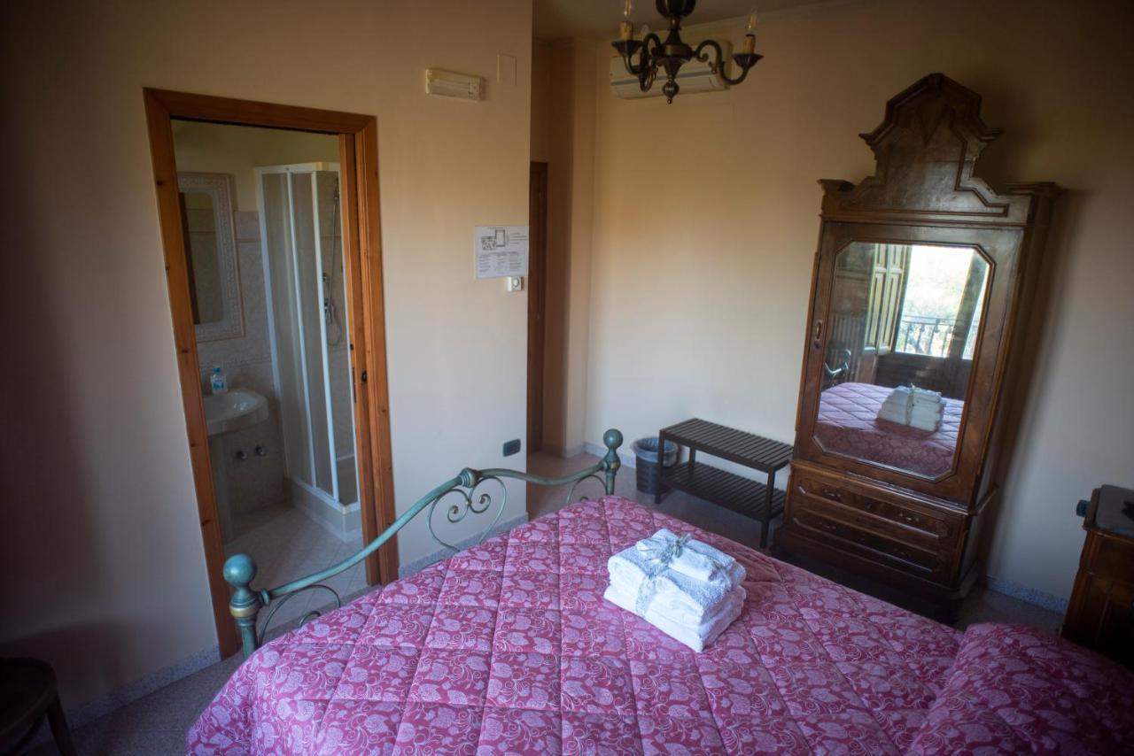 La Ginestra Hotel Castel San Lorenzo Eksteriør billede