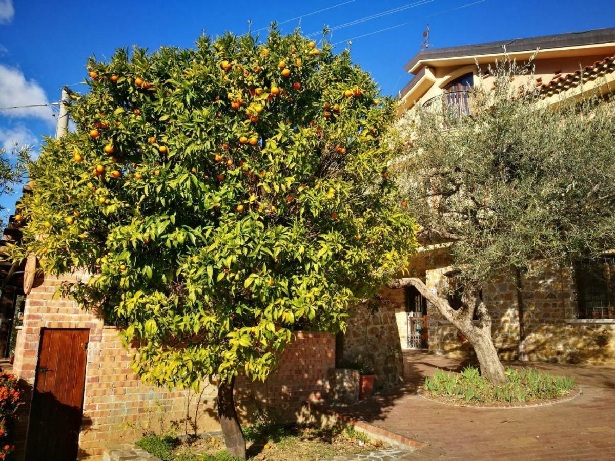 La Ginestra Hotel Castel San Lorenzo Eksteriør billede